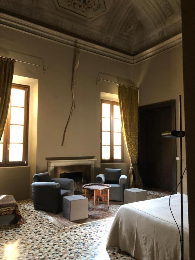 Apartamento Palazzo Del Settecento Rávena Exterior foto